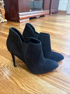 Audrey Brooke Women's Black Suede High Heel Ankle Boots slip on size 9M